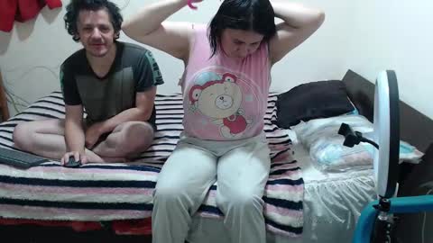 jade y noah online show from 8, 10, 2025