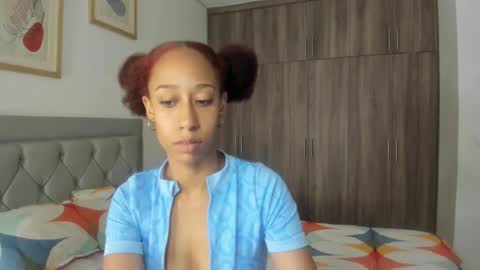 Snapshot of jade_obi chatting on 10, 1, 2026 Jade smile online show from 10, 1, 2026