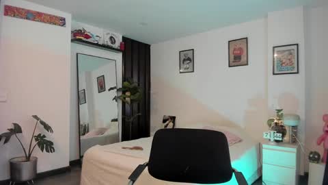 Jade  independent model online show from 4, 5, 2026