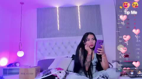 karlla scarlet online show from 14, 7, 2026