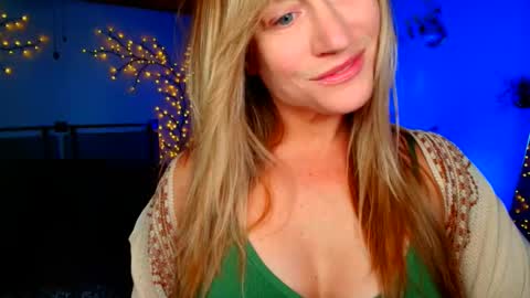 jadeamaryllis_ online show from 3, 5, 2026