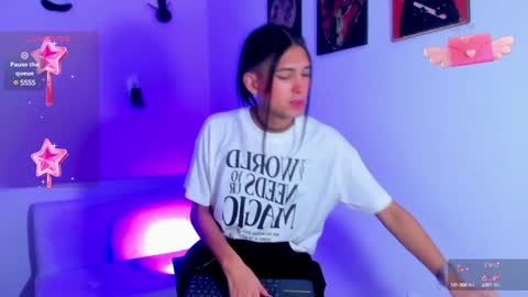 Jade Benett online show from 13, 12, 2024