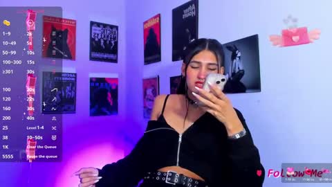 Jade Benett online show from 7, 3, 2025