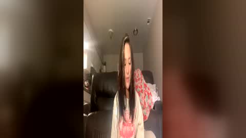 Snapshot of jadeee__ivy chatting on 17, 6, 2026 sexyeyes neverlie online show from 17, 6, 2026