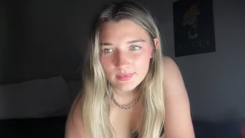 Jade james online show from 15, 7, 2026