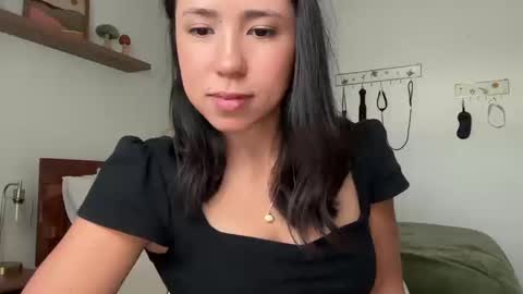 Jade Love online show from 12, 9, 2025