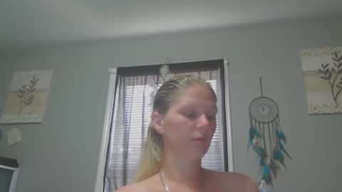 JadeLuv online show from 1, 5, 2026