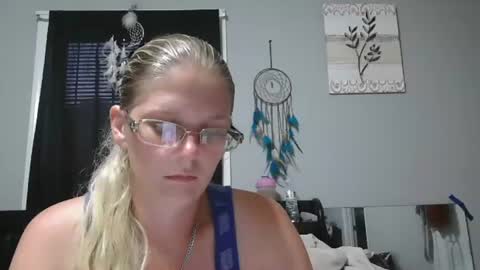 Snapshot of jadeluv chatting on 1, 7, 2026 JadeLuv online show from 1, 7, 2026