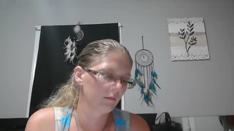 Snapshot of jadeluv chatting on 4, 8, 2026 JadeLuv online show from 4, 8, 2026