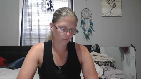 Snapshot of jadeluv chatting on 5, 8, 2026 JadeLuv online show from 5, 8, 2026