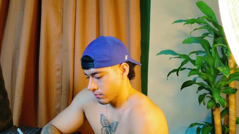 Snapshot of jadenfeynman chatting on 8, 2, 2025 Jaden Feynman online show from 8, 2, 2025