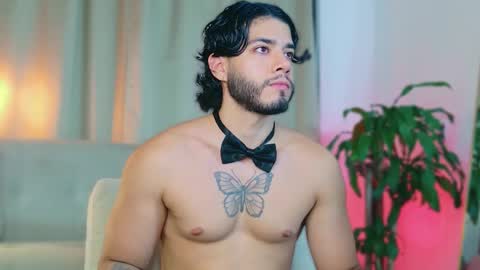 Snapshot of jadenfeynman chatting on 17, 10, 2025 Jaden Feynman online show from 17, 10, 2025