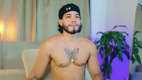 Snapshot of jadenfeynman chatting on 19, 10, 2025 Jaden Feynman online show from 19, 10, 2025