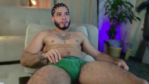 Snapshot of jadenfeynman chatting on 28, 11, 2025 Jaden Feynman online show from 28, 11, 2025