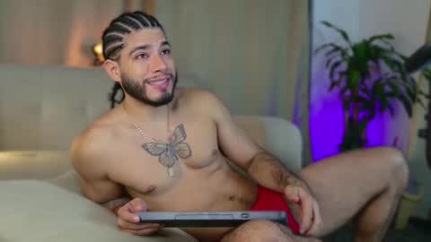 Snapshot of jadenfeynman chatting on 30, 11, 2025 Jaden Feynman online show from 30, 11, 2025