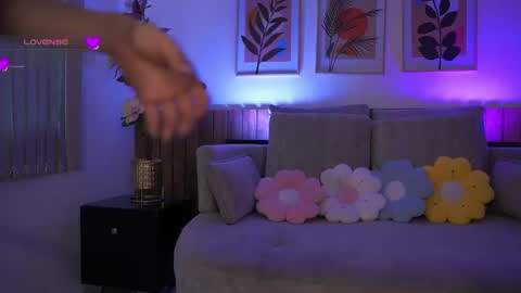 Snapshot of jadesummerr chatting on 5, 8, 2026 Jade Summer online show from 5, 8, 2026