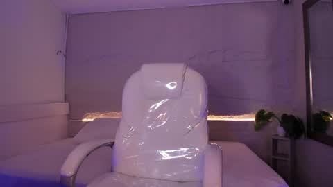 Snapshot of jadetorres_ chatting on 20, 6, 2026 Jade online show from 20, 6, 2026