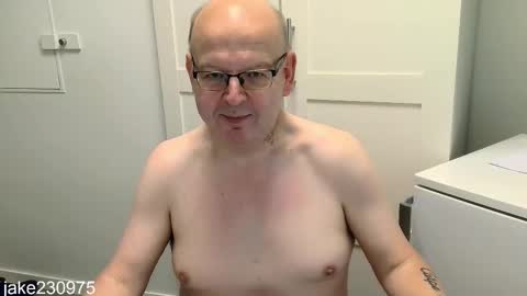 Snapshot of jake230975 chatting on 8, 10, 2025 Jake2309 online show from 8, 10, 2025