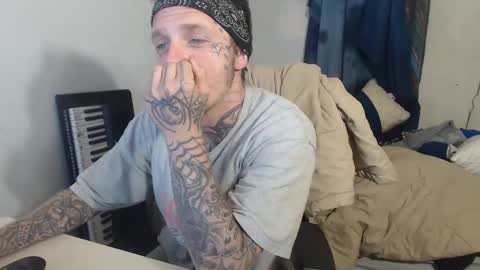 Snapshot of jake265897 chatting on 16, 9, 2025 showingitoff online show from 16, 9, 2025