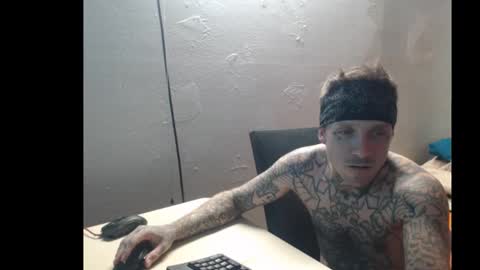 Snapshot of jake265897 chatting on 24, 10, 2025 showingitoff online show from 24, 10, 2025