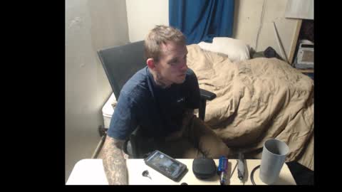 Snapshot of jake265897 chatting on 30, 10, 2025 showingitoff online show from 30, 10, 2025