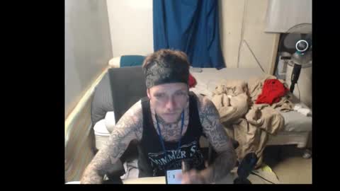 Snapshot of jake265897 chatting on 8, 11, 2025 showingitoff online show from 8, 11, 2025