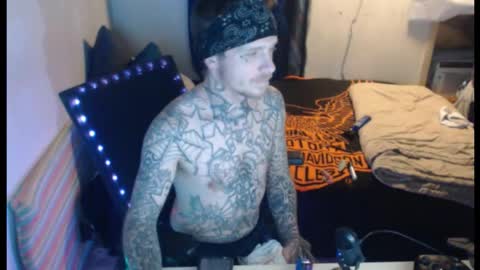 Snapshot of jake265897 chatting on 18, 11, 2025 showingitoff online show from 18, 11, 2025