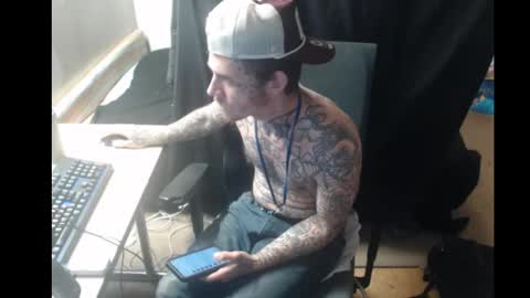 Snapshot of jake265897 chatting on 26, 11, 2025 showingitoff online show from 26, 11, 2025