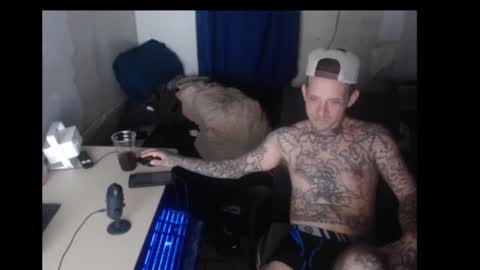 Snapshot of jake265897 chatting on 4, 12, 2025 showingitoff online show from 4, 12, 2025