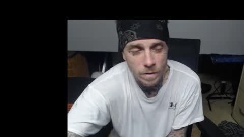 Snapshot of jake265897 chatting on 15, 12, 2025 showingitoff online show from 15, 12, 2025