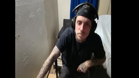 Snapshot of jake265897 chatting on 11, 1, 2026 showingitoff online show from 11, 1, 2026