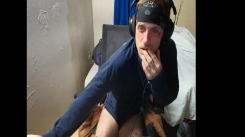 Snapshot of jake265897 chatting on 12, 1, 2026 showingitoff online show from 12, 1, 2026