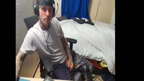 Snapshot of jake265897 chatting on 14, 1, 2026 showingitoff online show from 14, 1, 2026