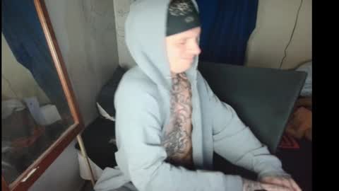 Snapshot of jake265897 chatting on 2, 2, 2026 showingitoff online show from 2, 2, 2026