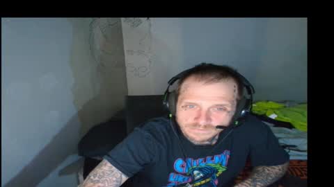 Snapshot of jake265897 chatting on 2, 3, 2026 showingitoff online show from 2, 3, 2026