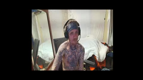 Snapshot of jake265897 chatting on 1, 4, 2026 showingitoff online show from 1, 4, 2026