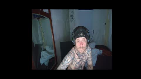 Snapshot of jake265897 chatting on 6, 4, 2026 showingitoff online show from 6, 4, 2026