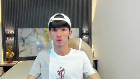 Snapshot of jake_evanss_ chatting on 13, 10, 2025 JAKE online show from 13, 10, 2025