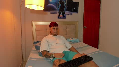 Snapshot of jake_pons chatting on 17, 12, 2024 Jake Pons online show from 17, 12, 2024