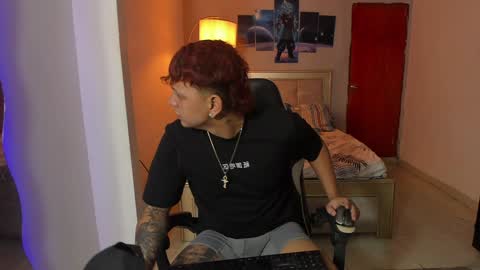 Snapshot of jake_pons chatting on 20, 12, 2024 Jake Pons online show from 20, 12, 2024