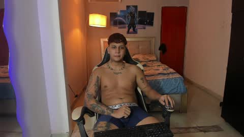 Snapshot of jake_pons chatting on 8, 1, 2025 Jake Pons online show from 8, 1, 2025