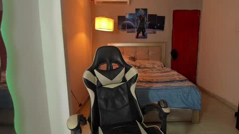 Snapshot of jake_pons chatting on 9, 1, 2025 Jake Pons online show from 9, 1, 2025