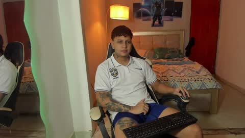 Snapshot of jake_pons chatting on 25, 1, 2025 Jake Pons online show from 25, 1, 2025