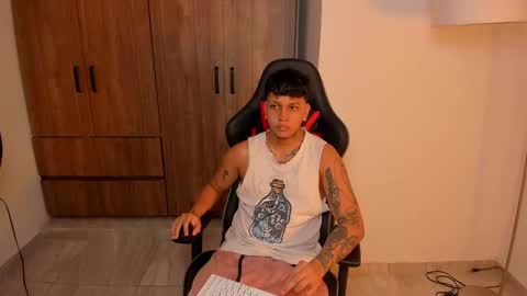 Snapshot of jake_pons chatting on 15, 9, 2025 Jake Pons online show from 15, 9, 2025