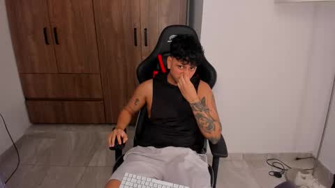 Snapshot of jake_pons chatting on 26, 9, 2025 Jake Pons online show from 26, 9, 2025