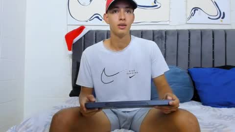 Hi guys im new 3 online show from 13, 1, 2025