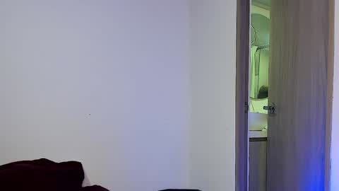 Snapshot of jakee_brown chatting on 6, 2, 2025 Santiago online show from 6, 2, 2025