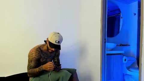 Snapshot of jakee_brown chatting on 10, 2, 2025 Santiago online show from 10, 2, 2025