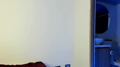 Snapshot of jakee_brown chatting on 12, 2, 2025 Santiago online show from 12, 2, 2025