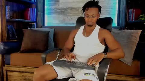   online show from 20, 11, 2025